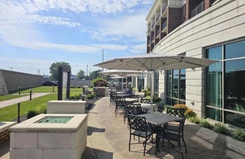 Paducah Hotel | Holiday Inn Paducah Riverfront by IHG