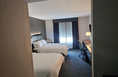 Paducah Hotel | Holiday Inn Paducah Riverfront by IHG