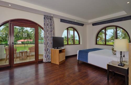 Cavelossim Resort | Holiday Inn Resort Goa by IHG