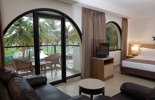 Cavelossim Resort | Holiday Inn Resort Goa by IHG