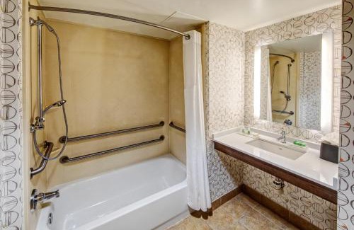 Rocky Mount Hotel | Holiday Inn Rocky Mount I-95 @ US 64 by IHG