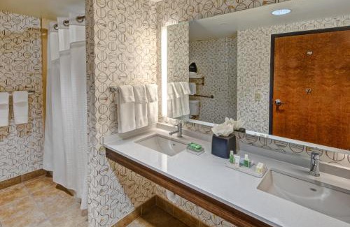 Rocky Mount Hotel | Holiday Inn Rocky Mount I-95 @ US 64 by IHG