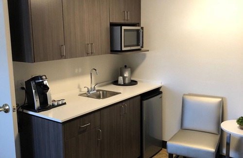 Selma Hotel | Holiday Inn Selma - Swancourt by IHG