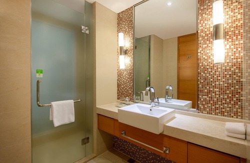 Yuecheng Hotel | Holiday Inn Shaoxing by IHG