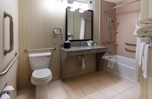 Earth City Hotel | Holiday Inn St. Louis Airport West Earth City by IHG
