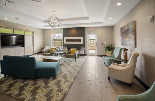 Decatur Hotel | Holiday Inn & Suites Decatur-Forsyth by IHG