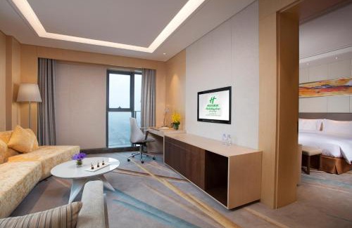 Gao Xin District Hotel | Holiday Inn Suzhou Huirong Plaza by IHG