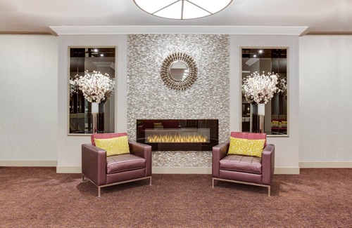Northeast Mississauga Hotel | Holiday Inn Toronto - Int'l Airport by IHG