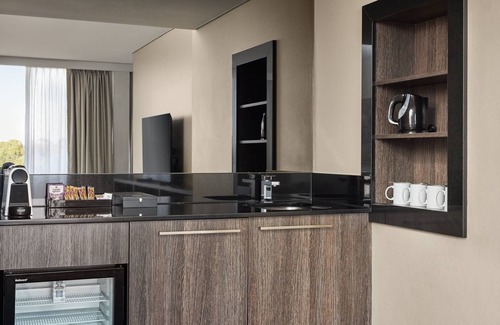 Cabramatta Hotel | Holiday Inn Warwick Farm by IHG
