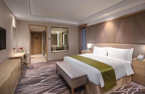 Bin Hu District Hotel | Holiday Inn Wuxi Taihu New City