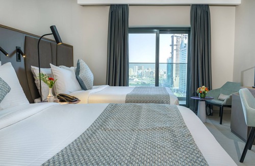 Al Majaz Hotel | Holiday International Sharjah
