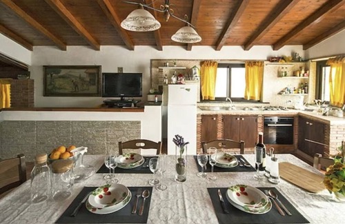 Mitogio House | Holiday Home in Sicily with Pool & Etna Views