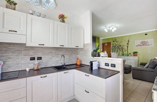 Montan-Angelin-Arensod Apartment | Holiday Apartment 'Arco Iris Sarre' with Mountain View, Terrace & Wi-Fi