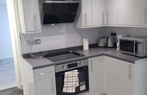 Chatham House | Holiday Let - Entire Modern Home in Medway