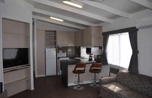 Bolwarra Cabin | Holiday Lifestyle Henty Bay Portland