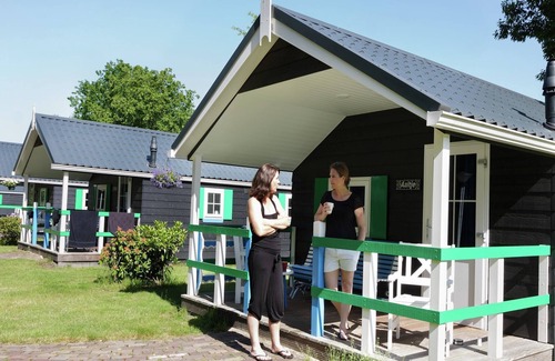 IJhorst Ski Chalet | Holiday Lodge in Staphorst with Pool Access
