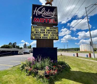 Algoma District Hotel | Holiday Motel