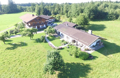 Waakirchen Apartment | Holiday paradise Fuchsloch - Ferienwohnung Fuchsloch