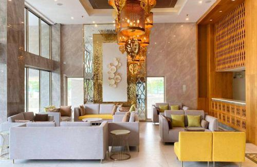 Mandalay Hotel | Holiday Pier Hotel