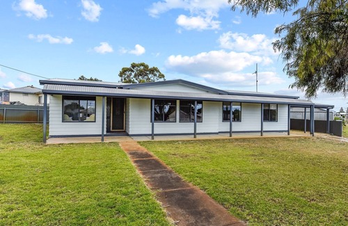 Lacepede House | Holiday Rental - 33 Janet Street, Kingston SE