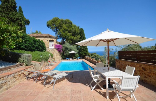 Aiguablava House | Holiday rental villa with swimming pool in Begur, Aiguablava