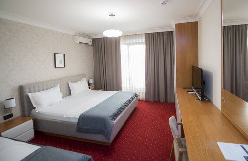 Sllatine e Madhe Resort | Holiday Resort Pristina
