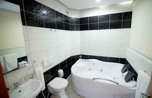 Sllatine e Madhe Resort | Holiday Resort Pristina