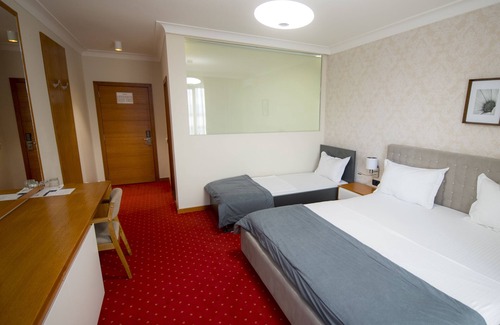 Sllatine e Madhe Resort | Holiday Resort Pristina