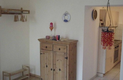 Stralsund Apartment | Holiday Room I - Holiday Room Zur Quelle