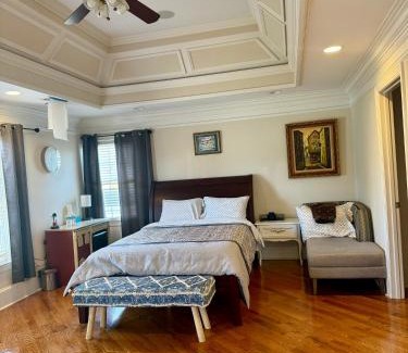 Summerhill House | Holiday Room with Private Bathroom in ATL, Summerhill, Stairs Required