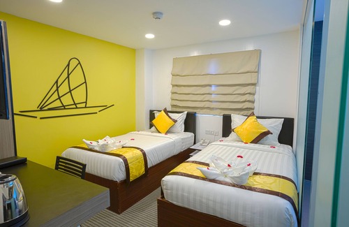 Chinatown Hotel | Holiday Season Motel