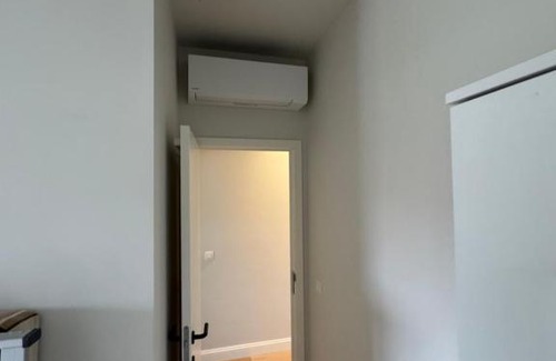 Stationsbuurt Noord Apartment | Holiday Small Shared Room in Gent