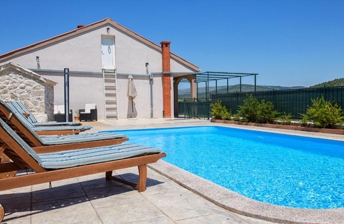 Primorski Dolac Villa | Holiday Villa Anna