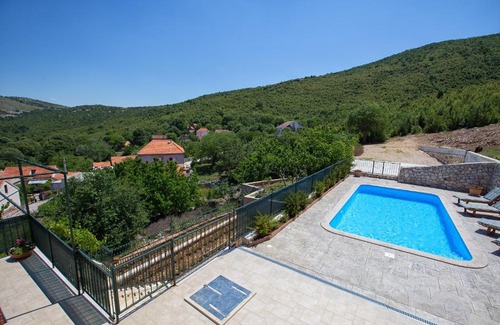 Primorski Dolac Villa | Holiday Villa Anna