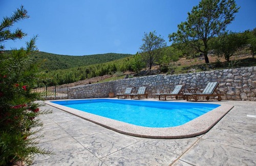 Primorski Dolac Villa | Holiday Villa Anna