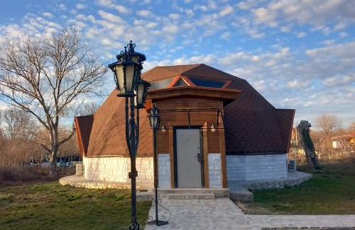 Kameno Ski Chalet | HOLIDAY VILLA'Dome Retreat', Burgas area