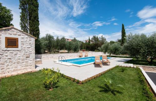 Loviste Villa | Holiday Villa Mirce - Lovište