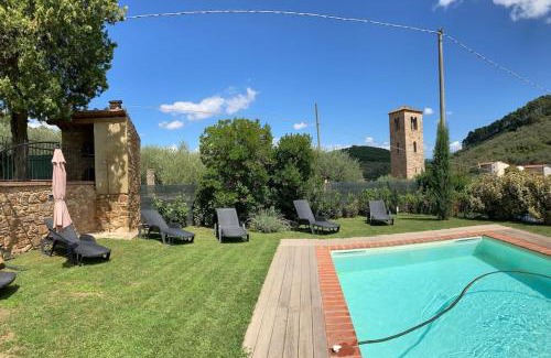 Sant'Andrea di Compito Villa | Holidayhome Villa Torre