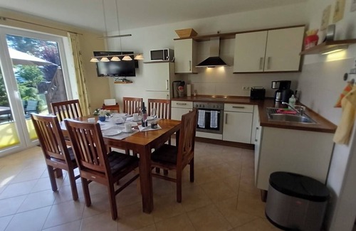 Sauzin House | Holidays directly on the water with great additional services