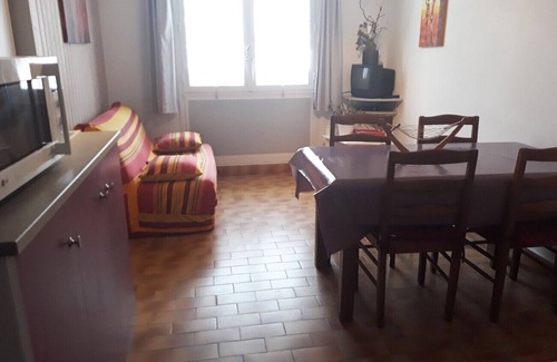 Saint-Maixent-sur-Vie Ski Chalet | Holidays for two in the region of Saint-Gilles