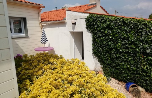 Saint-Maixent-sur-Vie Ski Chalet | Holidays for two in the region of Saint-Gilles