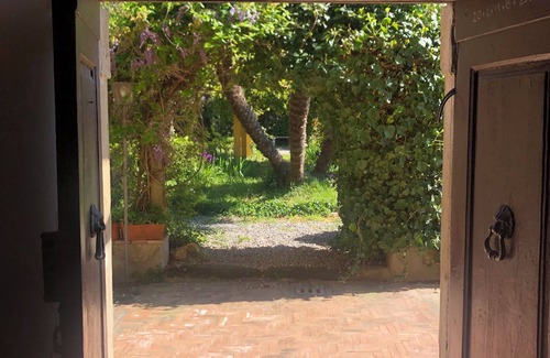 Orciano Pisano Villa | Holidays in an 18th century Tuscan villa with swimming pool
