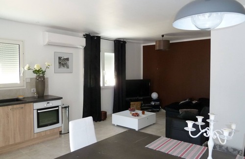 Roquemaure House | Holidays in Occitanie - GARD