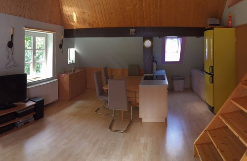 Ivenack Apartment | Holidays on Lake Ivenacker - cosiness in the attic with a view of the park