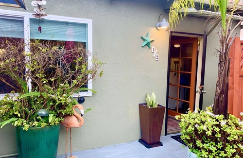 Old Towne Cottage | Holiday’s 🎄@ Starfish Cottage. Steps to Ocean. 🌊⛱️RELAX & ENJOY the beach.😎