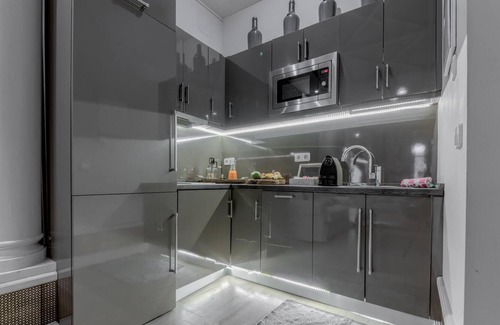 Centro Apartment | Holidays2Malaga Deluxe Constitucion Home