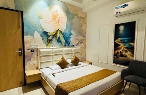 Amritsar House | HolidayVilla - 1st Japanese Pod, Rooms & Suites - Green Avenue Amritsar