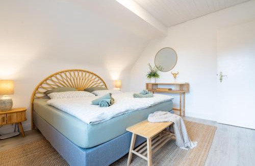 Monschau Apartment | HoliDeis - Art-Apartment - 3min to Monschau - big Terrace