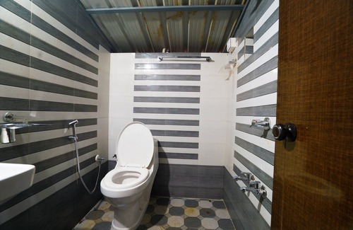 Talipparamba Hotel | Holistic Stay Eco Resort
