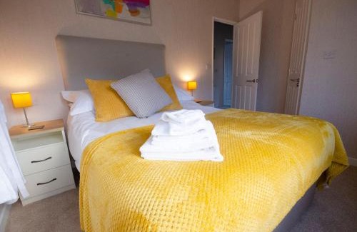 Ryther Cabin | Hollicarrs - Long Lane Lodge